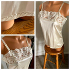 Vtg 70 s Gorgeous Ivory W  Wide Topstitched Lace Yoke Camisole Slip Top Sz 38