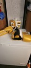 Medium Gold And White Sparring Set With Free Hand Wraps
