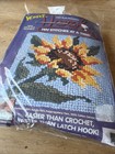 Vtg Wonders Sunflower Rug Hooking Kit 12x12 Quick Lock Country Maximalist