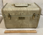 Vintage 50   s Samsonite Shwayder Brothers Marble Cream Suitcase train Case