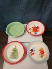 Set Of 4 Pioneer Woman Mini Pie Plates 5    Christmas Tree  Poinsettia  Gold Dot