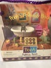 Vintage 1998 Mattel Poohs Friendly Places    piglets Bath    Playset Nos