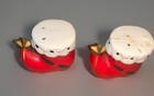 Rare Vintage Red Santa Boot Salt And Pepper Set Made In Japan 2 5  Mcm