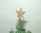 Miniature Gold Glittered Christmas Tree Top Star  Dollhouse 1 12 
