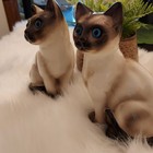 Vtg Enesco Siamese Cat Ceramic  Collectible Figurines Korea  Beautiful Blue Eyes