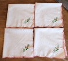 Vintage Poinsetta Placemats Embroidered With Matching Napkins 4 Each