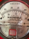 Dwyer Magnehelic Pressure Gauge  2000-00-av 1 8 