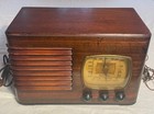 Antique Vintage 1930s Emerson   Ingraham  Wood Table  Radio Model Bf204
