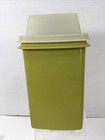 Vintage Green Tupperware Pickle Keeper Container   Drainer  1330-2 Made In Usa