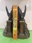Harry Potter Wizarding World Winged Boar Hogwarts Bookends Castle -vhtf - Read