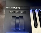 Komplete Kontrol S61 Mk2 Keyboard Midi Controller   Carrying Bag