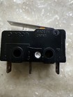  Omron Micro Switch Ss-10gl Micro Switch  Hinge Lever  Spdt 10a  ac   4a  dc 