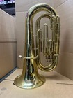 Classic 800 Bb Tuba With Case And Mouthpiece