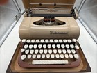 Vintage 1955 Underwood Deluxe Typewriter Maroon   Tan Quiet Tab Portable W case