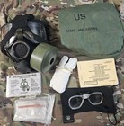Genuine Issue Us Military M40 Mask  small   W carrier Bag  Guide   Extras