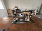 1924 Antique Singer Sewing Machine Table  still Functional 