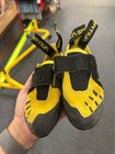 La Sportiva Tarantula Jr Kids  Climbing Shoes In Yellow And Black