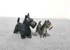2 Vintage Ceramic Porcelain Scottish Terrier Scottie Dog Figurines Made In Japan