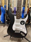 Squier By Fender Stratocaster 2024 Black Solid Body 6-string Rh Maple