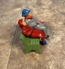  1 Vintage 1930s Manoil Barclay Man   Woman Sitting On A Bench Lead Figures