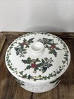 Portmeirion  the Holly   The Ivy  Round Covered Casserole Dish England Christmas