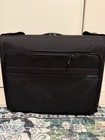 Briggs   Riley Baseline Deluxe Wheeled Garment Bag  Model U176-4 Luggage Bag