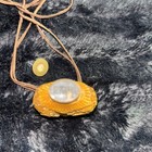 Vintage Chinese Snuff Bottle Container Box Carved  The Top Won   t Stay On