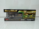 Lionel Nascar  36 Gary Elliott Quaker State 2022 Chevy 1 24 Diecast Autographed