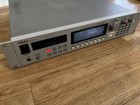 Akai Professional S3000xl Digital Sampler 16-bit 32-voice Rack Mount Midi Gear