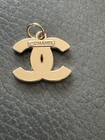       chanel Zipper Pull  Charm All Gold 19 Mm 