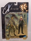 The X-files Agent Mulder 6  Series 1 Action Figure   Alien 1998 Mcfarlane  16110