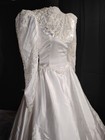 Alfred Angelo Wedding Dress Sz M Bustle Lace Train Puff Sleeves Classic Elegant