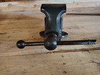 Vintage Reed Mfg  No 105 W 5 jaws Bench Mount Vise