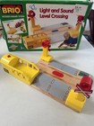 Brio 33675 Wooden Railway System  Lights   Sounds Crossing Vintage 1999-works