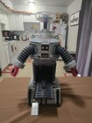 Trendmasters 1998 Vintage Lost In Space B-9 Robot 24  Tall No Remote  Excellent 