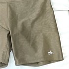 Alo Yoga Women s Leopard Print Tan Light Brown Bike Shorts Xs