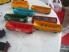 Lot Of 20  Ho Scale Train Cars - Bachmann And Others