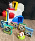 Little Tikes Story Dream Machine Projector   5 Stories Movies Books 2 Figures