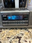 Rca Deluxe Am fm Stereo Clock Radio Rp-3822 Dual Alarm Digital Display Vintage