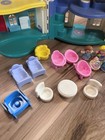 Vintage Fisher Price Little People 1996 Home Sweet Home Dollhouse  2511   Extras