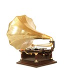 Phonograph With Victor 24b Brass Horn In Best Condition