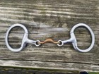 Used 5 25  Eggbutt Snaffle Bit W double Jointed Half Moon Mouth