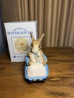 Beatrix Potter    mrs Rabbit And Bunnies     1989 In Original Box