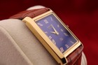        Vintage Seiko Slim Quartz Gentlemen s Blue Dial  light Brown Dress Watch