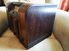 1930s Silvertone Battery Tube Radio  Model No  7104 