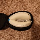 Therabody Cordless Eye Massager For Eyes Beige Blue With Case