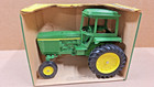 Ertl John Deere Generation Ii Tractor 1 16 Diecast Yellow Top Box  512