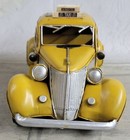 Iron Retro Vintage Metal Car Model Classic Metal Craft Yellow Taxi Model Figure