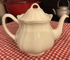 Gorgeous Wedgwood Queens Ware Teapot W lid  Disc  Pattern  Mcm Vintage