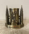 Malaysia Souvenir Petronas Twin Towers Kuala Lumpur Black Gold Color Pen Holder